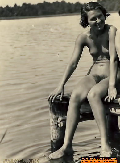 Classic porn ladies exposing their natural  - XXX Dessert - Picture 10