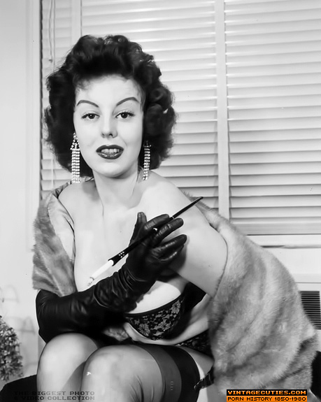 Super hot classic porn hotties in tight lin - XXX Dessert - Picture 10