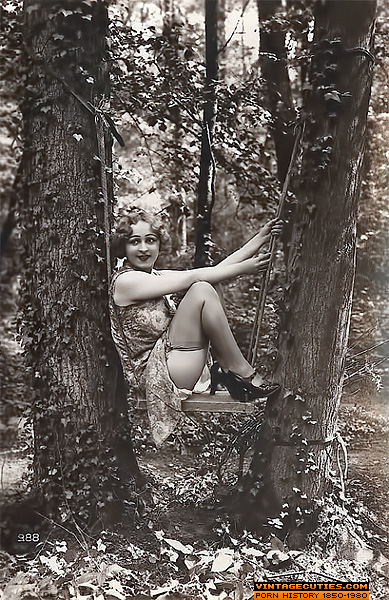 Seductive old porn girls likes being watche - XXX Dessert - Picture 10