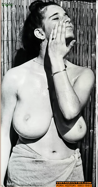 Shy vintage girl with hairy twat and epic b - XXX Dessert - Picture 2