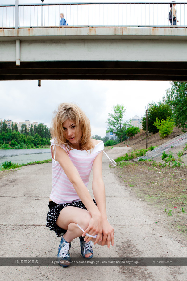 Wild blonde student exposing her lusciously - XXX Dessert - Picture 8