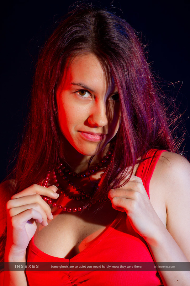 Wild redhead with gorgeously big tits expos - XXX Dessert - Picture 2