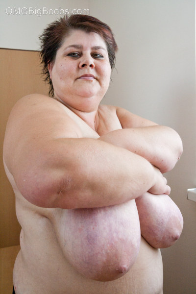 Old fat slut with gigantomastia gets naked - Picture 15