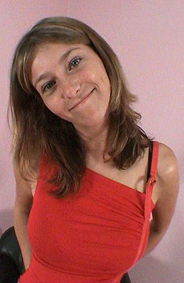 Bodacious latina babe in a red top riding c - XXX Dessert - Picture 4