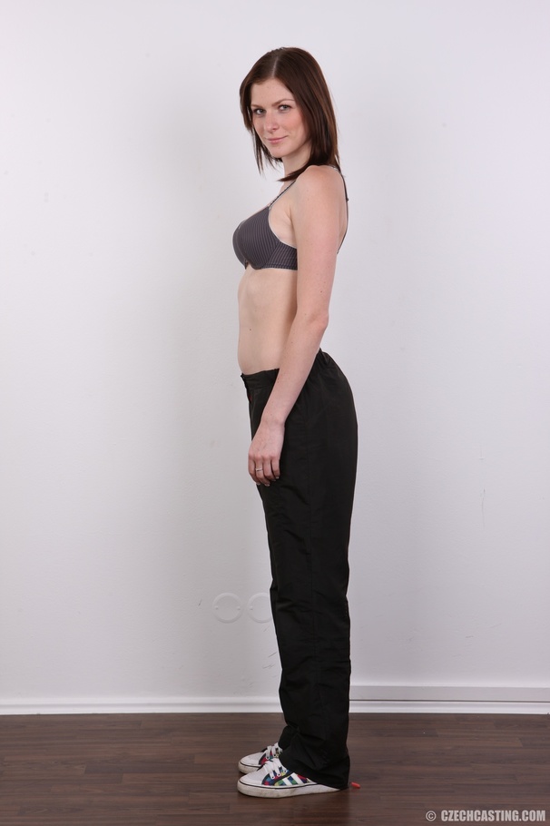 Sexy young redhead with soft bouncy tits, t - XXX Dessert - Picture 5