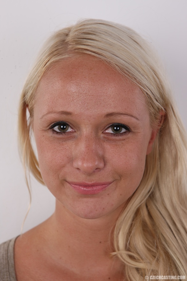 Young hot looking blonde with clean shaved  - XXX Dessert - Picture 1