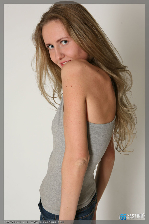 Teen brunette hottie posing topless in blue jeans - XXXonXXX - Pic 8