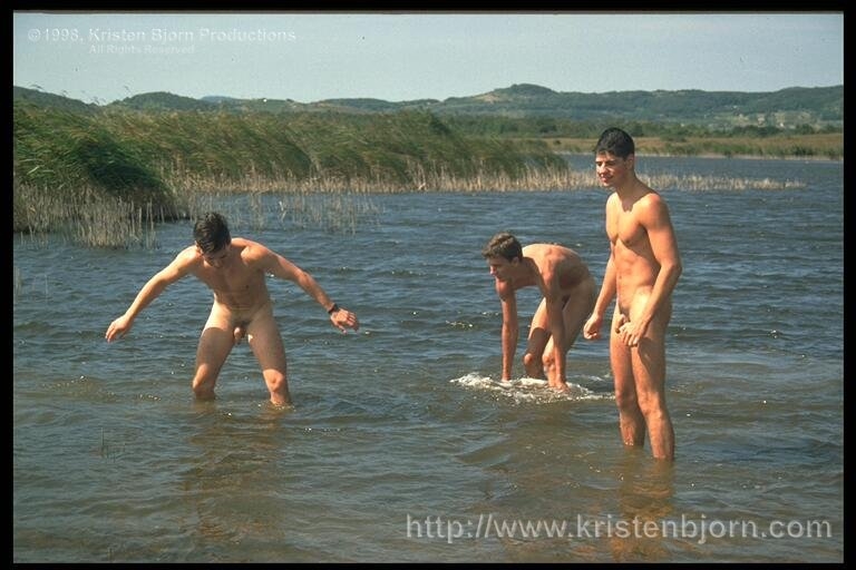Guys Just Love To Fuck With Each Other In A Hot Threesome. - XXXonXXX - Pic 2