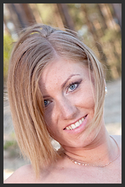 Very hot blonde chicks exposing her big jug - XXX Dessert - Picture 1