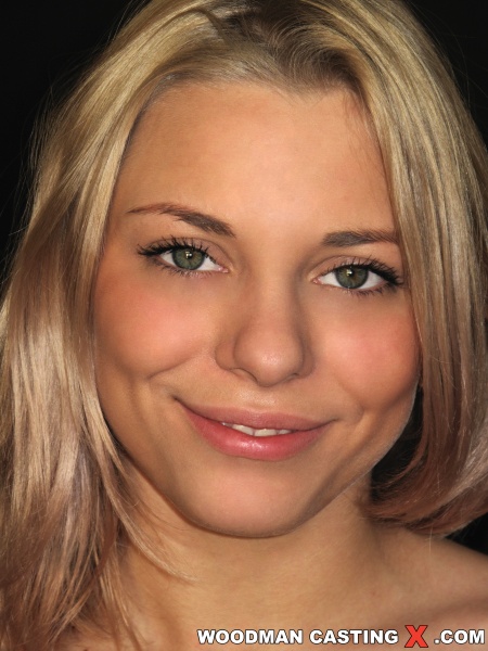 Hundreds of blonde chicks ready for dirty banging - XXXonXXX - Pic 2