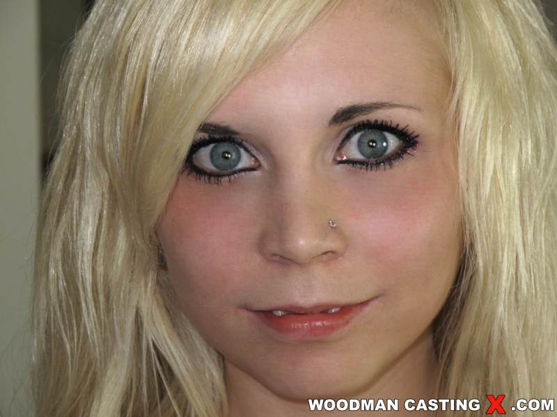 Hundreds of blonde chicks ready for dirty banging - XXXonXXX - Pic 11