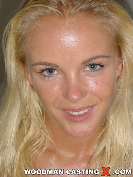 Blonde cuties waiting for your attention and cock - XXXonXXX - Pic 8