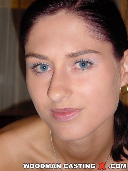 Seductive brunette babes ready to dirty things - XXXonXXX - Pic 3