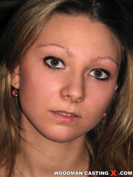 Smiling faces of hot blondes can turn you on - XXXonXXX - Pic 3