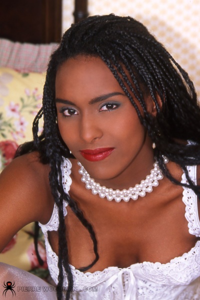 White and ebony chicks, all flaunting their wonderful boobs - XXXonXXX - Pic 7