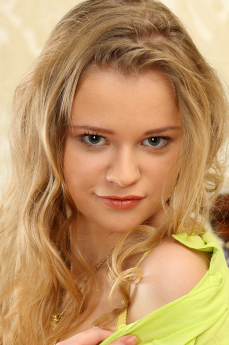 Sweet nude girls and naughty chicks stickin - XXX Dessert - Picture 3