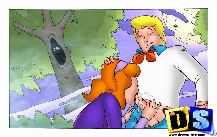 Fred gets sweet blowjob from Daphne and bends low to lick Daphne's pussy -  CartoonTube.XXX