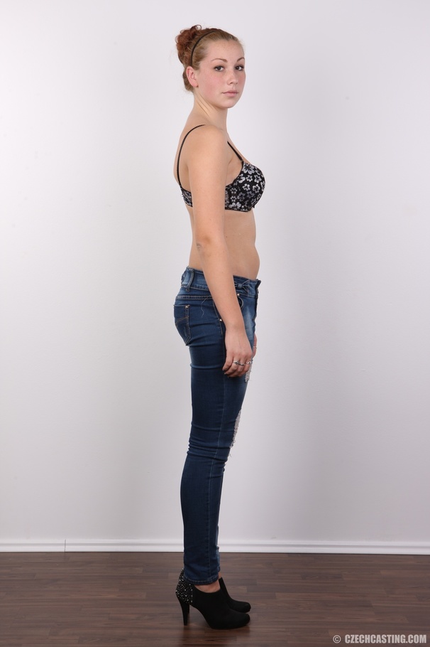 Hot shaped young brunette with sexy looks,  - XXX Dessert - Picture 3