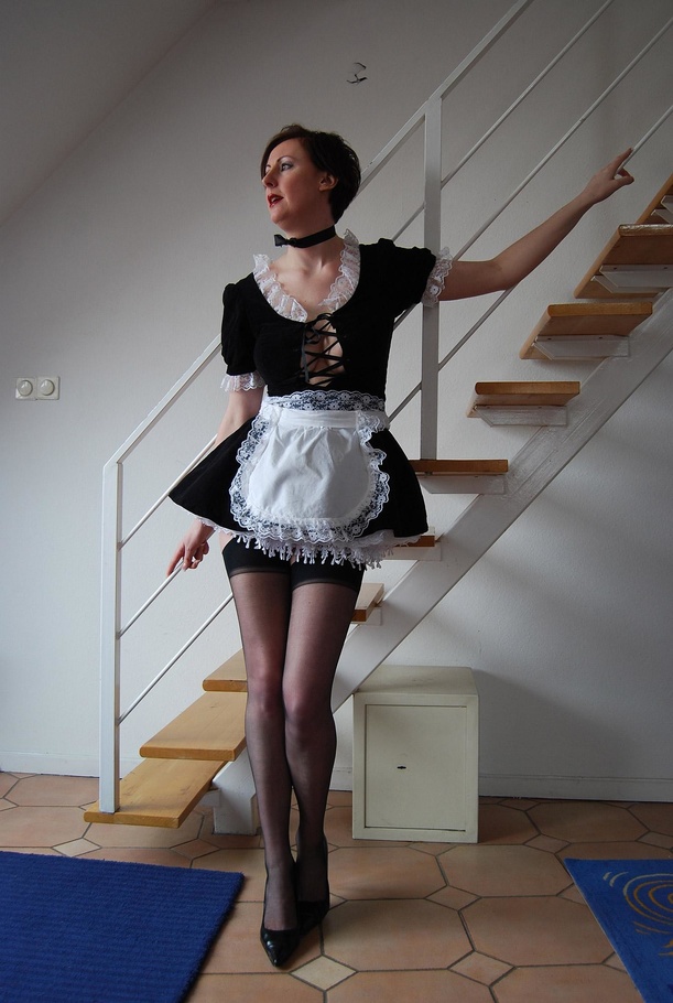 Horny red mom in servant's uniform serving  - XXX Dessert - Picture 1