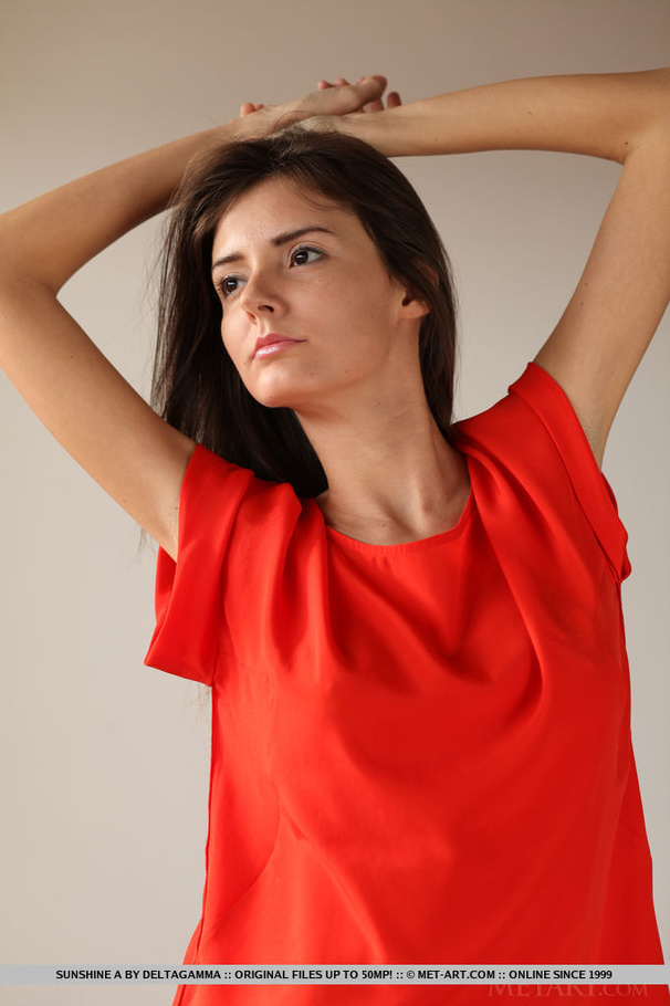 Pretty brunette is eager to show her sexy b - XXX Dessert - Picture 2