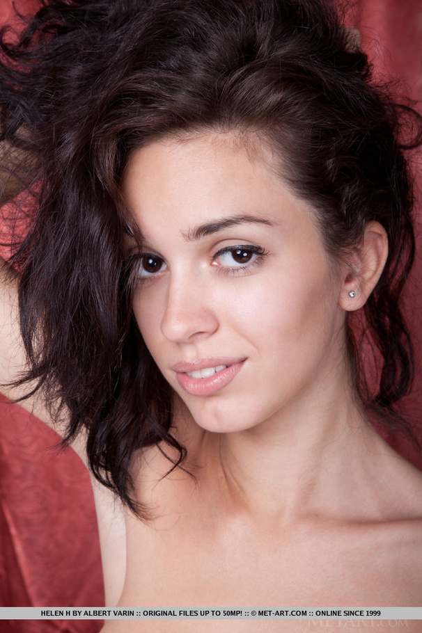 Beautiful natural brunette undresses and fe - XXX Dessert - Picture 18