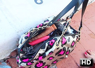 Chubby brunette babe with tattooes in bikin - XXX Dessert - Picture 4