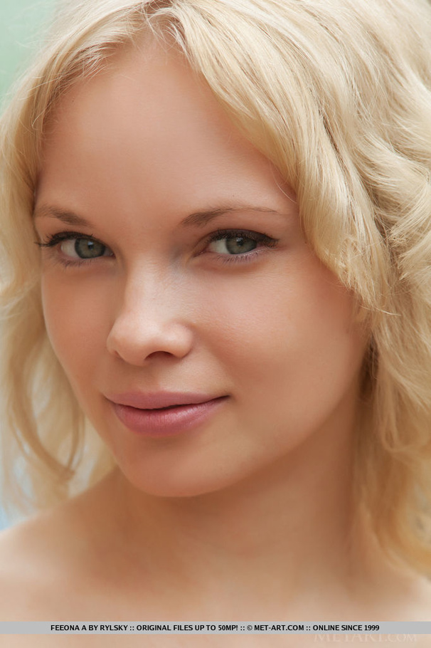 Very young cute blonde prepares for a hot,  - XXX Dessert - Picture 1