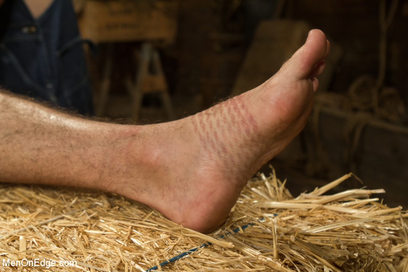 Hot stud hung with rope in barn gets his co - XXX Dessert - Picture 14