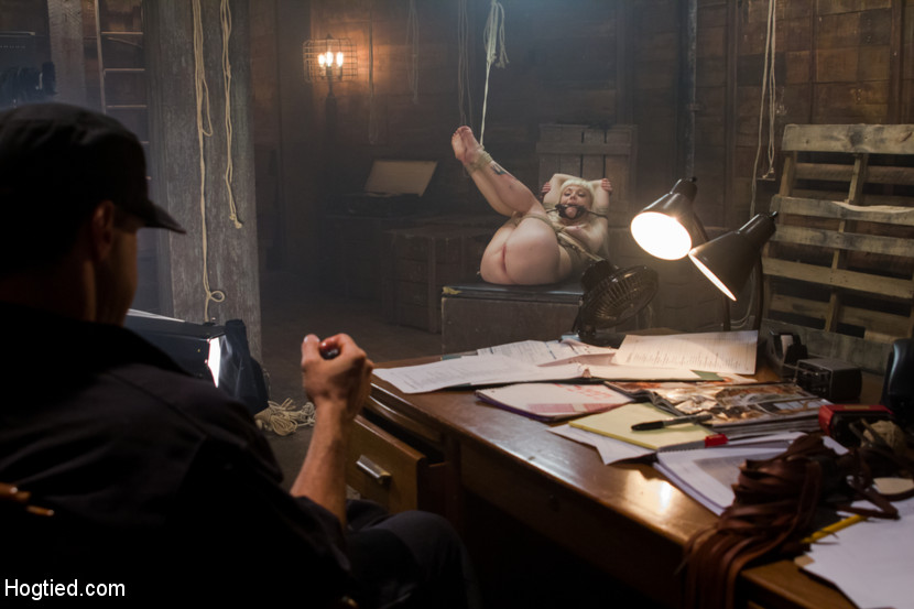 Guy ties blonde with rope, whips her, finge - XXX Dessert - Picture 7