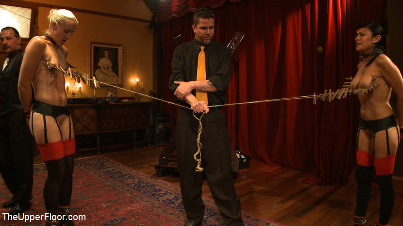 Guest order group of sexy slaves to lick cu - XXX Dessert - Picture 4