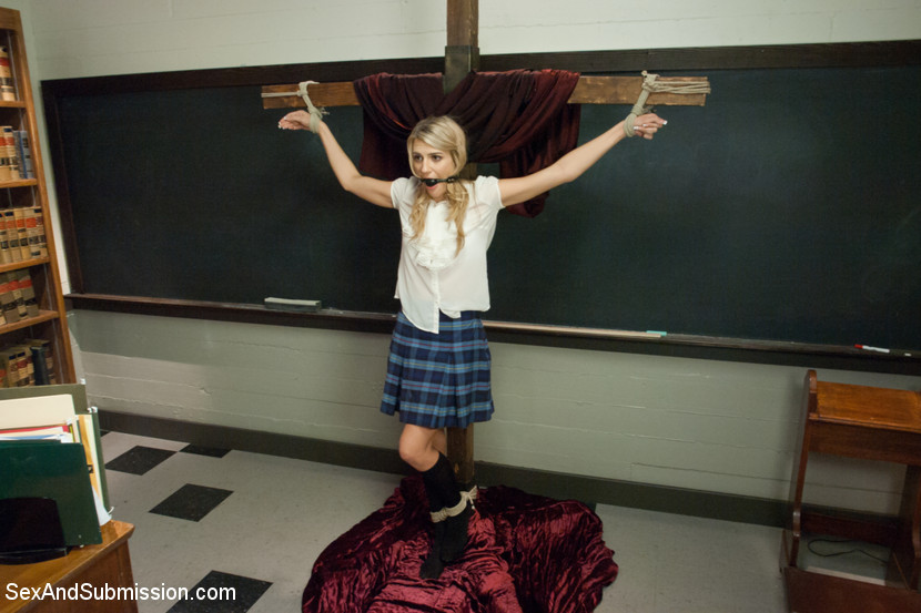 Blonde tied in classroom sucks cock before  - XXX Dessert - Picture 1