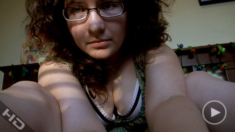 Brunette curvy chick in glasses loves to pl - XXX Dessert - Picture 9