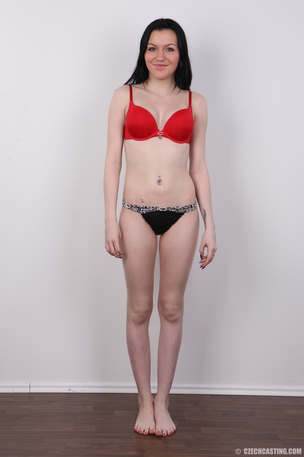 Smiling black hair beauty in hot red bra an - XXX Dessert - Picture 7