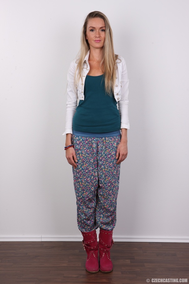 Slim tempting tall blonde with cute small b - XXX Dessert - Picture 2