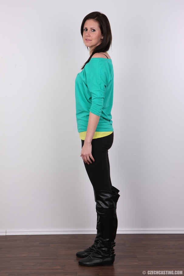 Pretty lady in black underwear reveals amaz - XXX Dessert - Picture 3