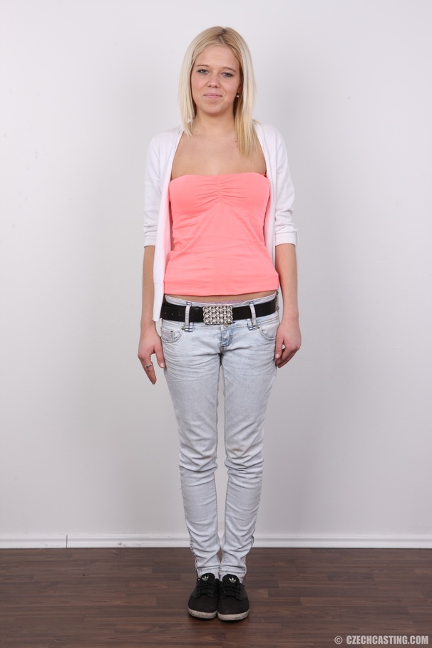 Young blonde with inviting pussy and small  - XXX Dessert - Picture 2