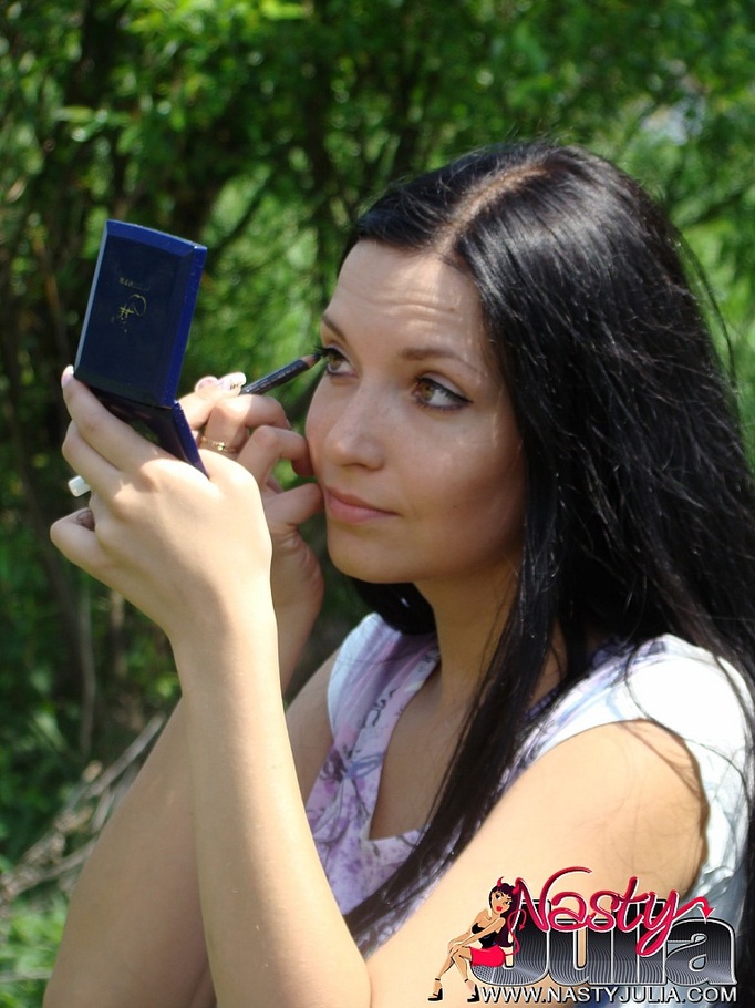 Cute seductress out on the green drops pants to pee out on the grass showing cunt - XXXonXXX - Pic 12