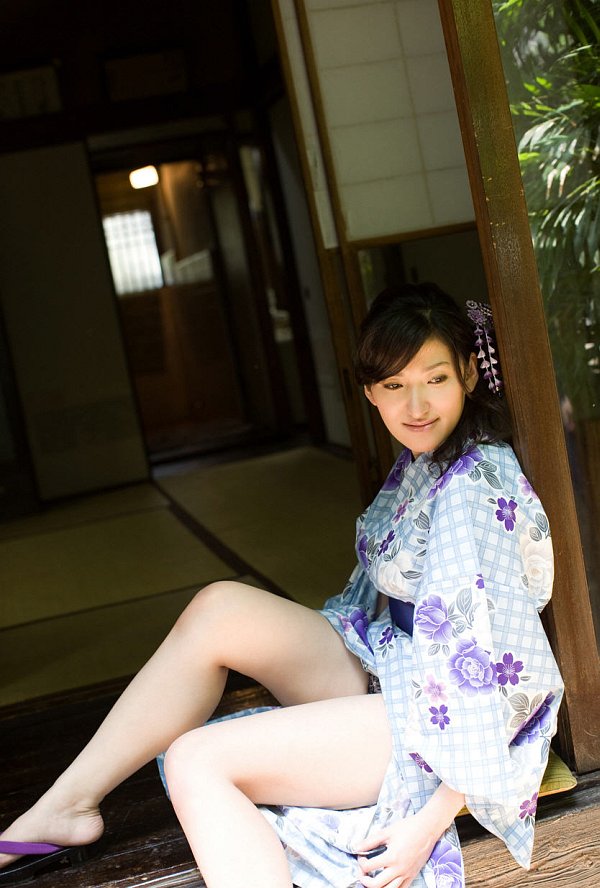 Flirty girl in a kimono and lace underwear flashes in the house. - XXXonXXX - Pic 2