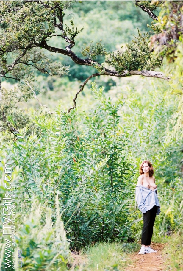 First time Laura public nudity - XXX Dessert - Picture 13