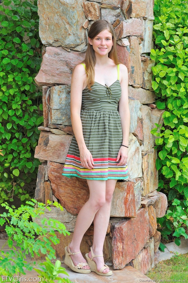 First time Lara video of photoshoot - XXX Dessert - Picture 1