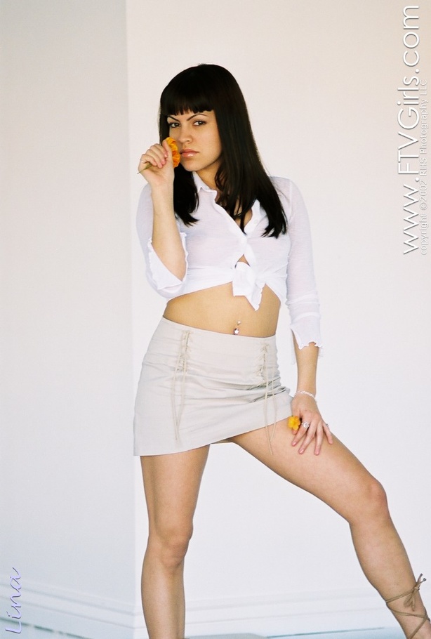 Teen Foxy Lady panty stuffing - XXX Dessert - Picture 2