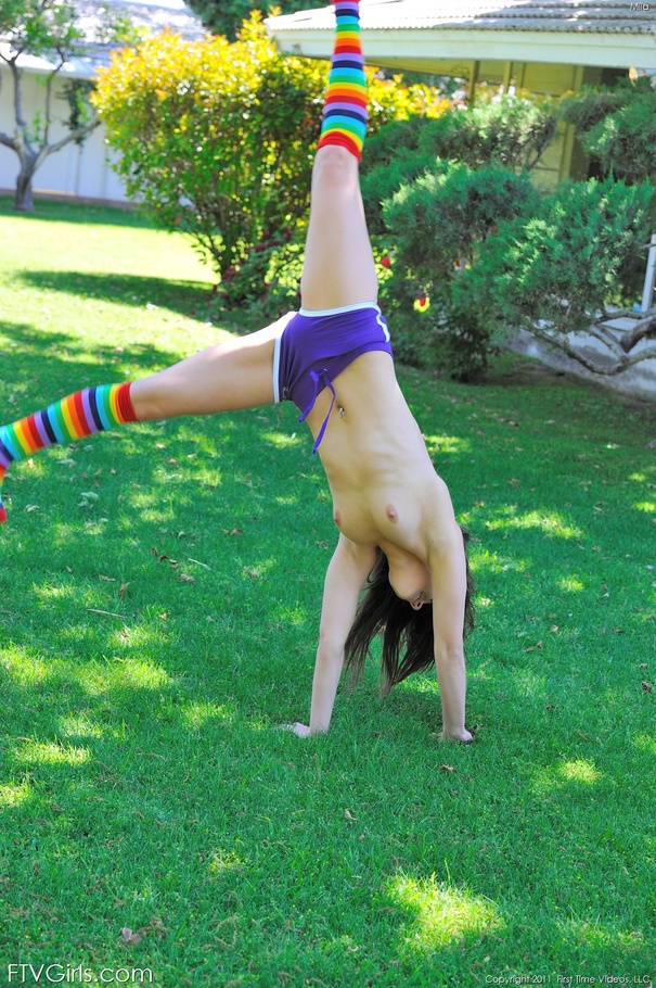 Glamour model Mila strong orgasmic contract - XXX Dessert - Picture 7