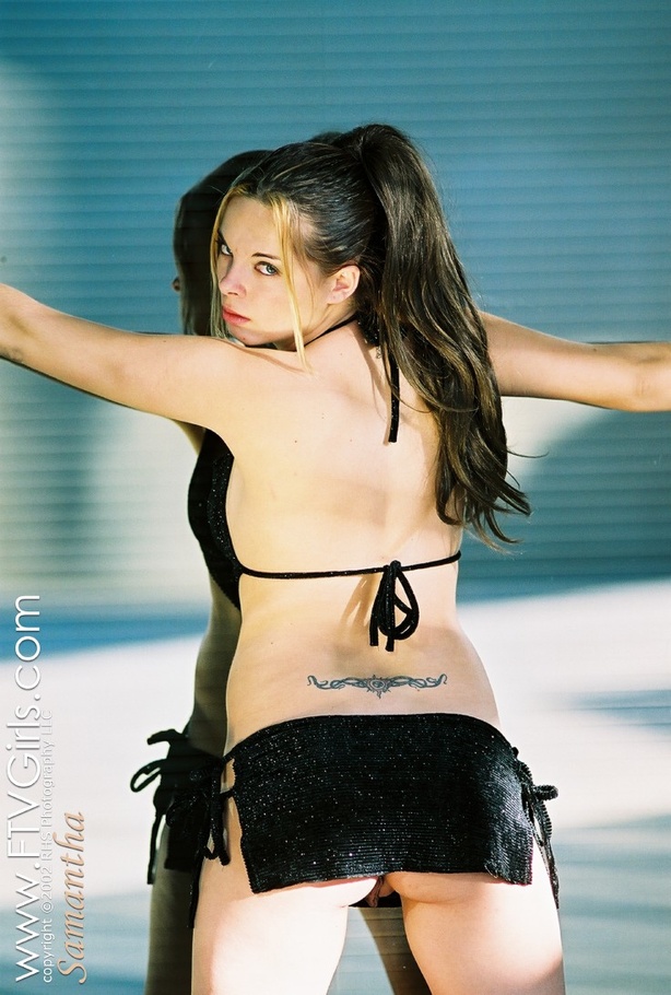 First time Samantha teen - XXX Dessert - Picture 1