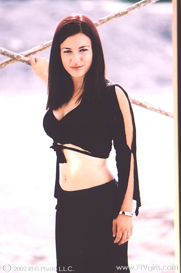 Big tits Justine first time - XXX Dessert - Picture 1