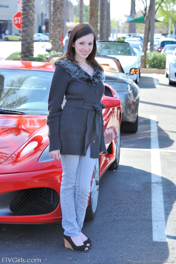 Victoria Voss teen - XXX Dessert - Picture 1