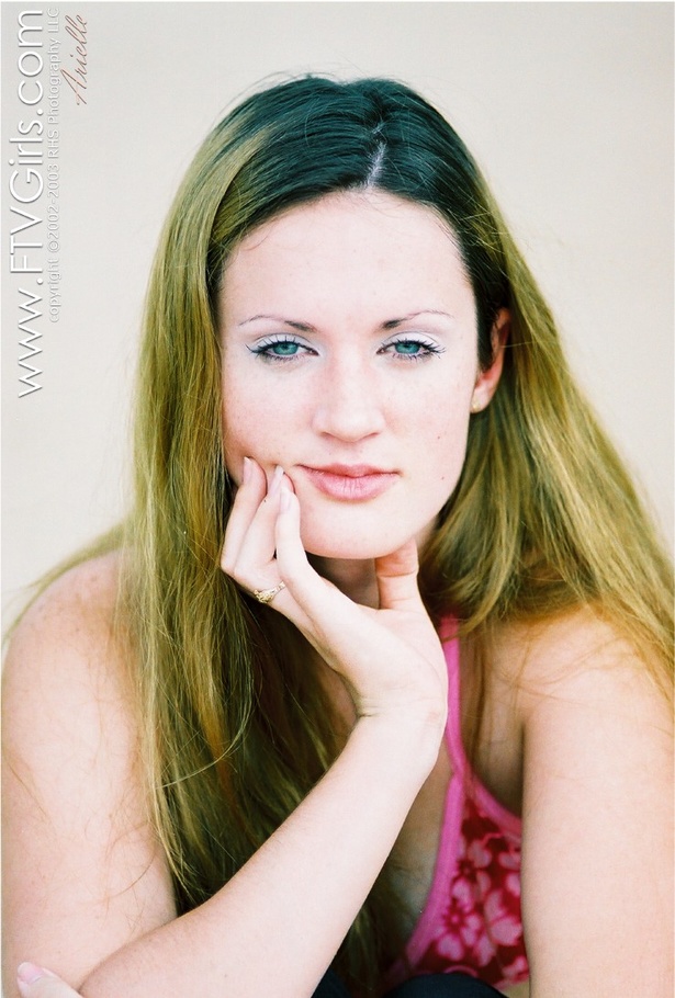 First time Arielle FTV exclusive - XXX Dessert - Picture 9