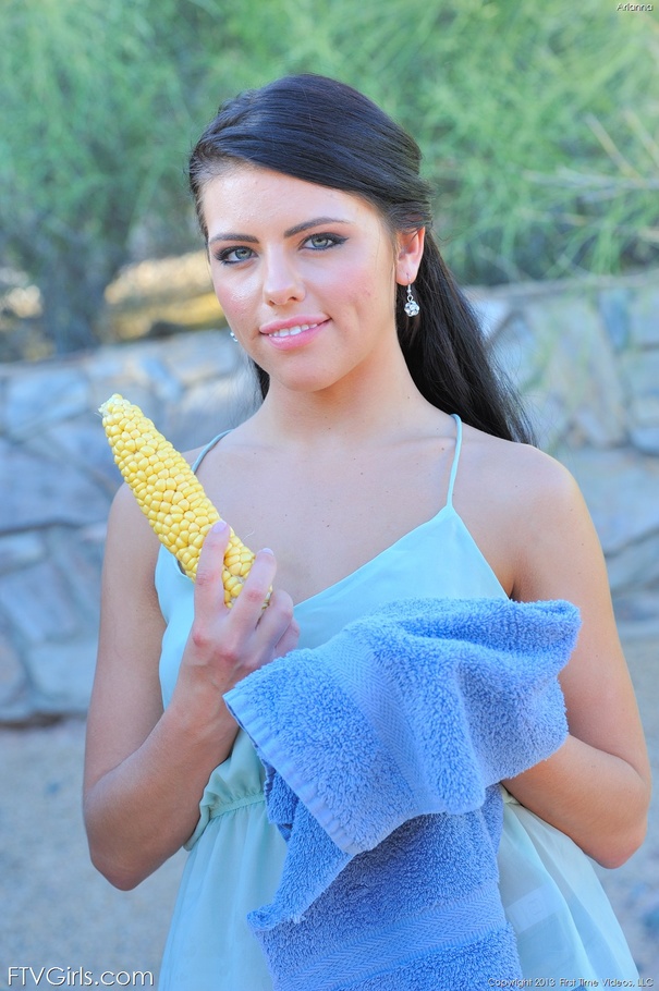 Arianna speculum - XXX Dessert - Picture 10