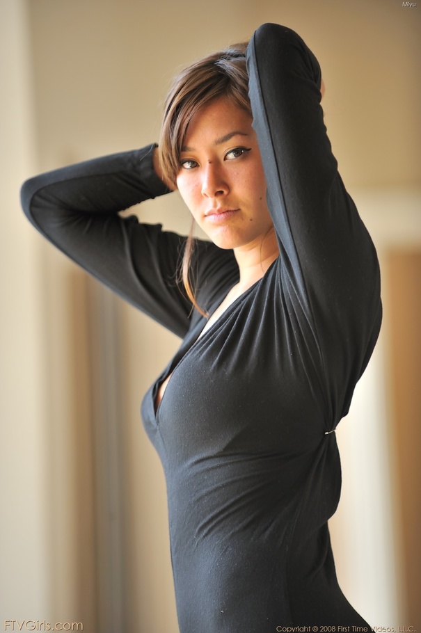 Miyu first time - XXXonXXX - Pic 3