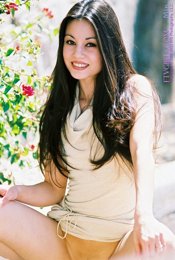 Mia first time - XXXonXXX - Pic 13