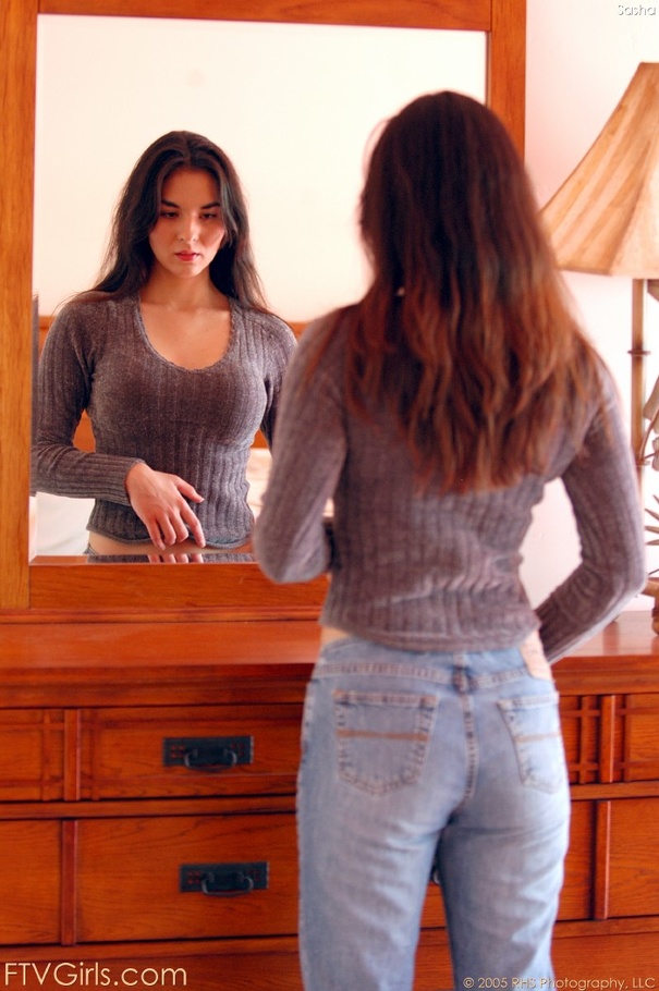 20 yo Sasha first time - XXXonXXX - Pic 3